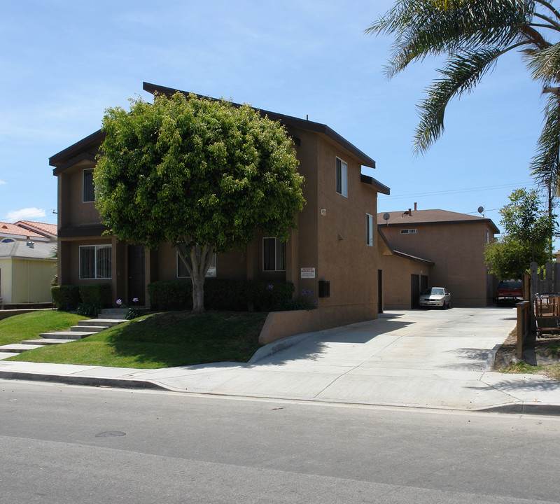 7792 Glencoe Ave in Huntington Beach, CA - Building Photo