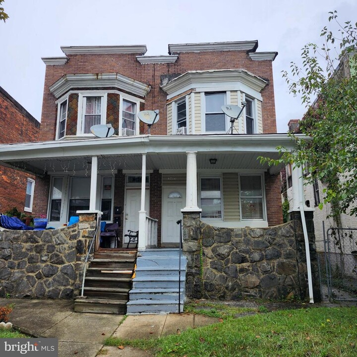 3605 Reisterstown Rd in Baltimore, MD - Building Photo