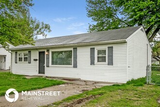 7300 Betsy Ross Dr in Louisville, KY - Building Photo - Building Photo