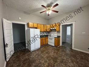 113 E Pine St in Lincolnton, NC - Building Photo - Building Photo