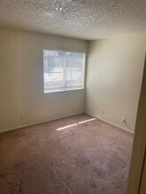 321 Inger Dr in Santa Maria, CA - Building Photo - Building Photo