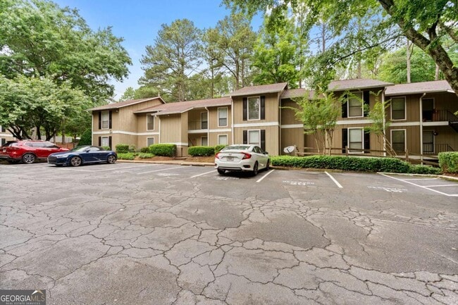 property at 5137 Roswell Rd NE