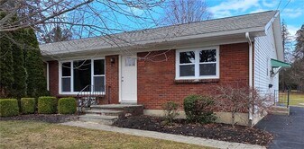 914 W 2nd St in Elmira, NY - Building Photo