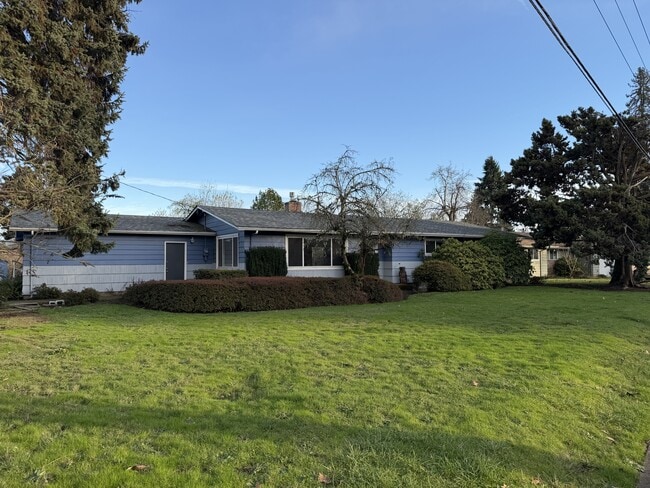 property at 3525 River Rd