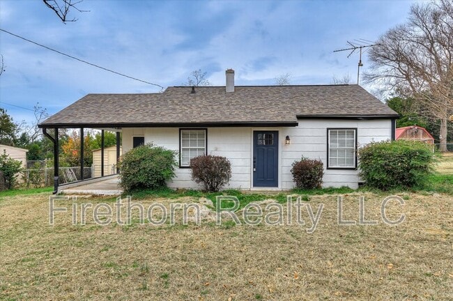 property at 810 Royalette Ave