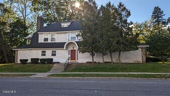 100 Ryckman Ave in Albany, NY - Building Photo