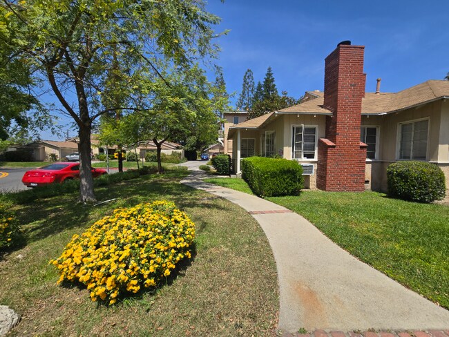 7266 Allott Ave in Los Angeles, CA - Building Photo - Building Photo