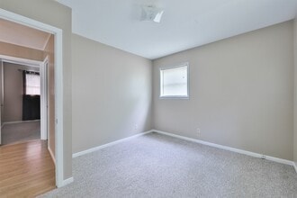 137 Beyer Ave in Dresden, TN - Building Photo - Building Photo