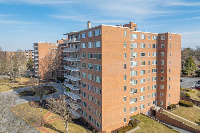 Eleven Slade Apartments