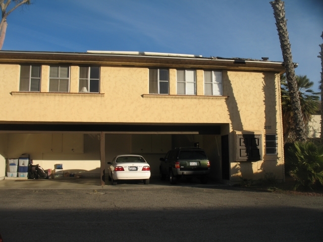 467 Linfield Pl in Goleta, CA - Building Photo - Building Photo