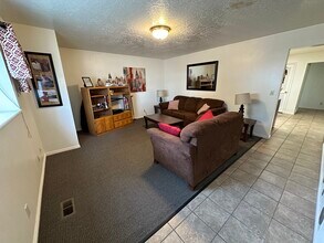 536 N 600 E in Logan, UT - Foto de edificio - Building Photo