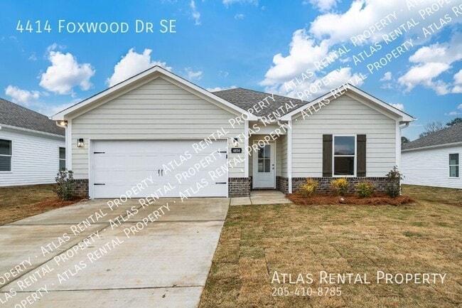 property at 4414 Foxwood Dr SE