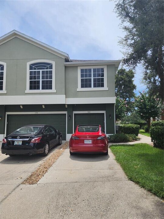 546 Climbing Ivy Ct in Apopka, FL - Building Photo
