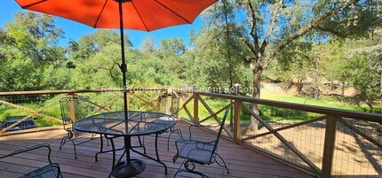 6399 Stanley Dr in Auburn, CA - Building Photo - Building Photo