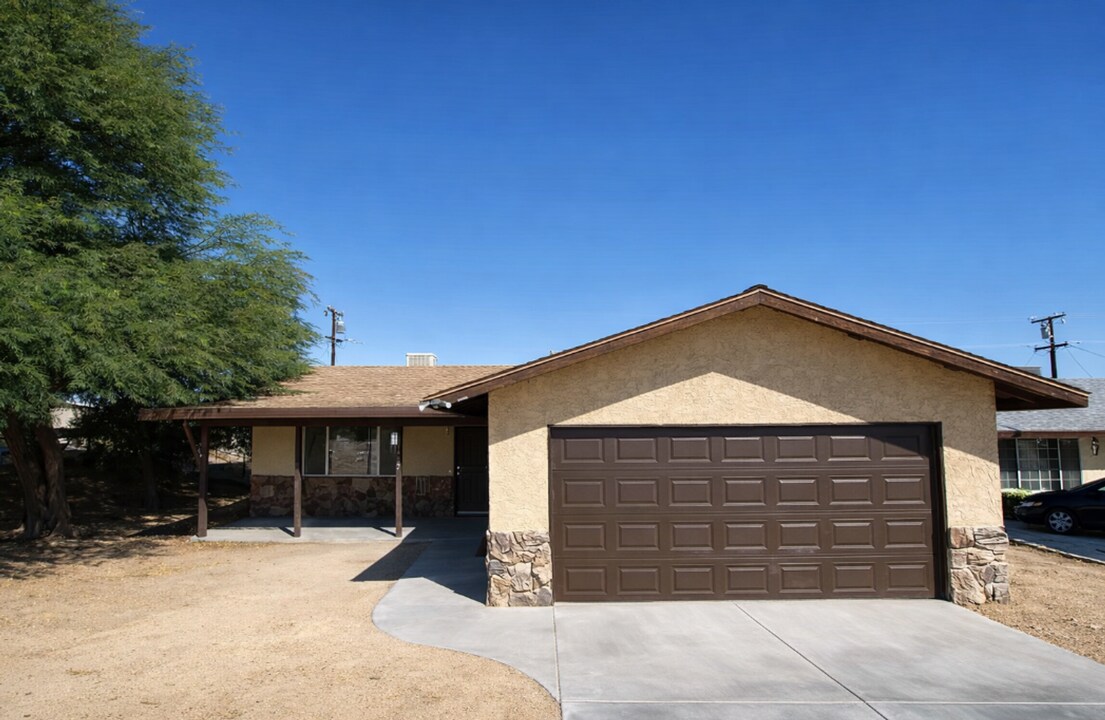 61602 Capilla Dr in Joshua Tree, CA - Building Photo