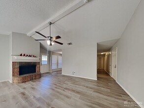 708 Burlington Ave in Fort Worth, TX - Building Photo - Building Photo