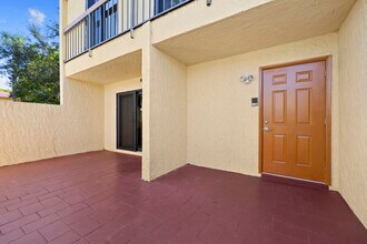7734 Balboa St in Sunrise, FL - Building Photo - Building Photo