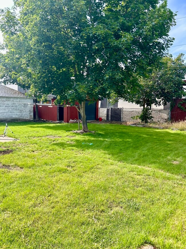 15121 E 1st Ave in Spokane Valley, WA - Building Photo - Building Photo