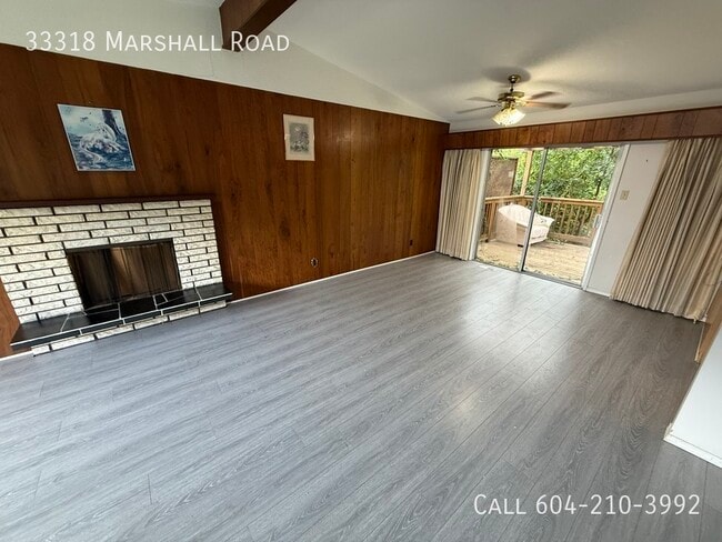 33318 Marshall Rd in Abbotsford, BC - Building Photo - Building Photo