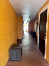 5479 Vineland Rd-Unit -9312 in Orlando, FL - Building Photo - Building Photo