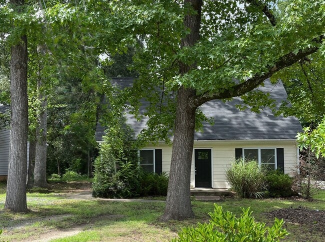 property at 835 Berwyn Ave