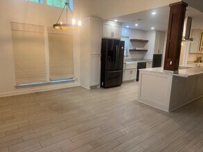 302 Buttercup Trail in Buda, TX - Building Photo - Building Photo