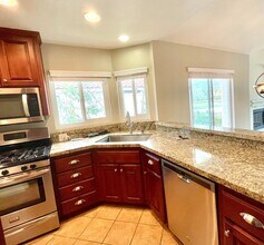 16 Pantano in Rancho Santa Margarita, CA - Building Photo - Building Photo