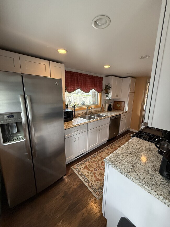 210 E Columbia St in Mason, MI - Building Photo - Building Photo