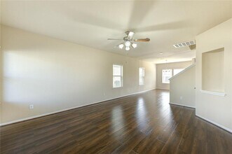 1927 Howth Ave in Houston, TX - Building Photo - Building Photo
