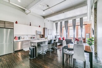 500 S Ervay St in Dallas, TX - Building Photo - Building Photo