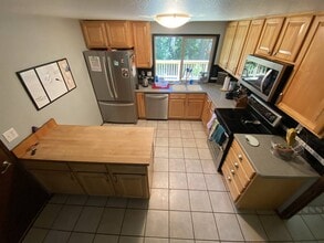 2834 Warren St in Eugene, OR - Foto de edificio - Building Photo