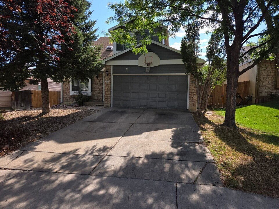 12226 Elm Way in Thornton, CO - Building Photo