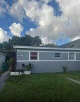 1182 NW 65th St in Miami, FL - Building Photo