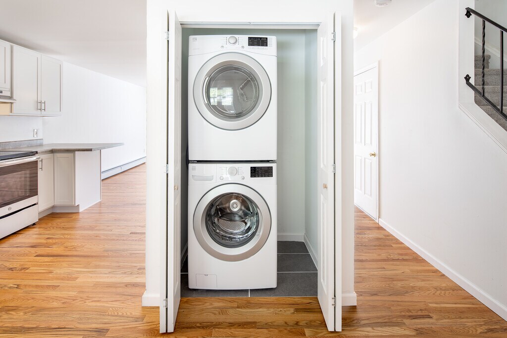 Cornwall Park Townhouses Apartments in Cornwall, NY