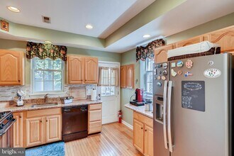 819 S Potomac St in Baltimore, MD - Building Photo - Building Photo