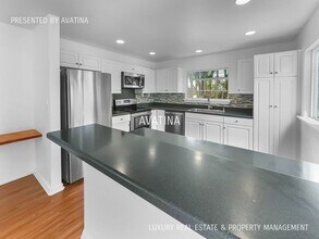 92-7049-7049 Elele St in Kapolei, HI - Building Photo - Building Photo