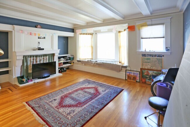 819 Capp St-Unit -819 Capp Street in San Francisco, CA - Building Photo - Building Photo