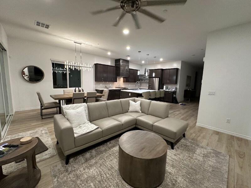 52 Reverie Hts Ave in Henderson, NV - Foto de edificio