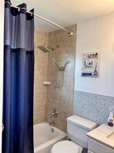 33 Farber Dr in Babylon, NY - Building Photo - Building Photo