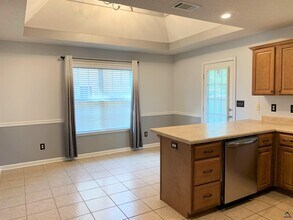 110 Amber Dr in Byron, GA - Building Photo - Building Photo