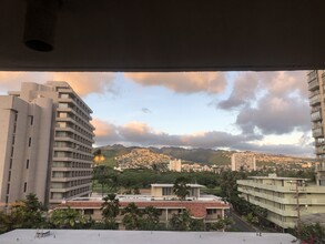 Waikiki Whale Watcher in Honolulu, HI - Building Photo - Building Photo