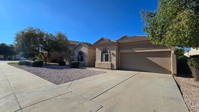 13586 W Monte Vista Rd in Goodyear, AZ - Building Photo - Building Photo