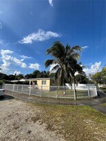 1201 NW 117th St in Miami, FL - Building Photo