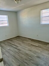 2417 N Oleander Ave in Daytona Beach, FL - Building Photo - Building Photo