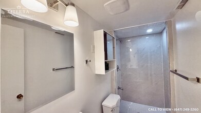 16 Burrard Rd in Toronto, ON - Building Photo - Building Photo