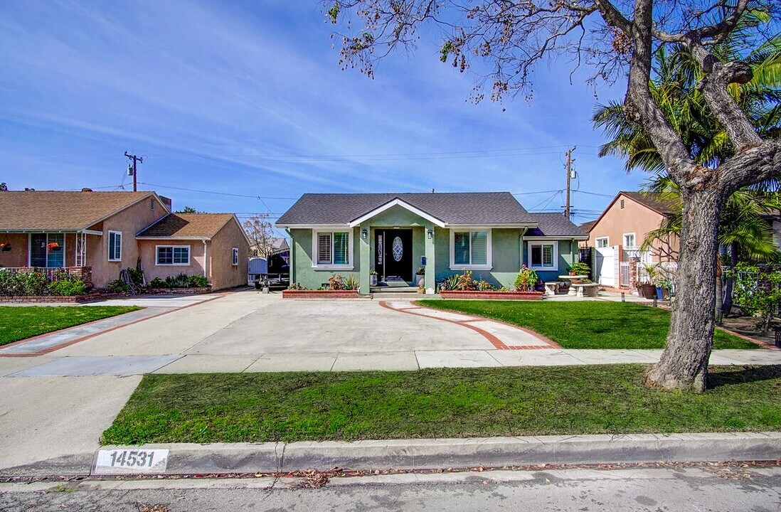 14531 Wheatstone Ave in Norwalk, CA - Building Photo