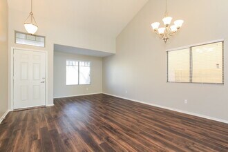 4738 N 111th Ln in Phoenix, AZ - Building Photo - Building Photo