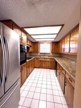 109 Oak Ridge Dr in Kerrville, TX - Building Photo - Building Photo