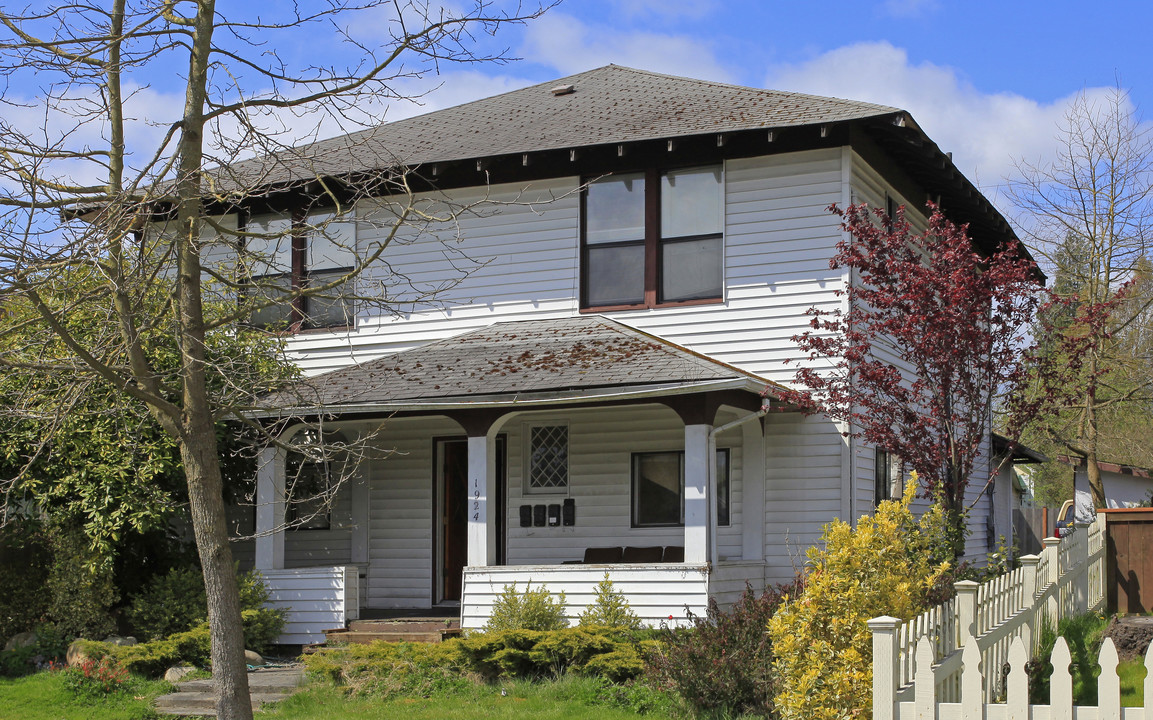 1924 Oakes Ave in Everett, WA - Building Photo