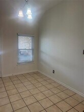 303 Quail Run Rd in Red Oak, TX - Building Photo - Building Photo